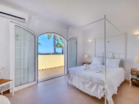 Villa Monte da Torre Hotels in Sao Clemente