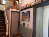 Vinnie's Family Hotel