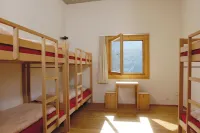 Scuol Youth Hostel Hotel a Tschierv