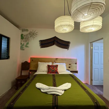 Hotel Panajachel Oasis