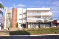 Carlton Plaza Torre Hotels in Araxa