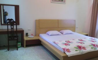 Cuc Phuong Bungalow