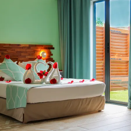 Kawan Bay Suites