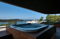 Lone Hotel by Maistra Collection - Hot Tub