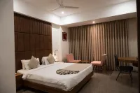 RAAJ SVASTIK INN