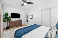 Spacious 8Br w/ Guesthouse + Pool & Tons of Games Hotels near Edible Arrangements