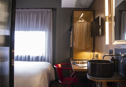 부대 시설 이미지 1