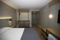 Mogano Business Hotel- Eletroposto
