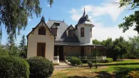 Villa Victoria Lodge Hotels in Maipu