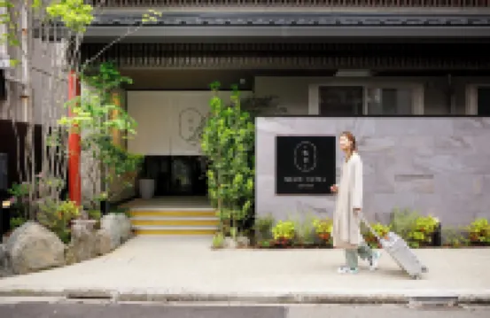 Neon Hotel - Luxury Sleep Retreat -