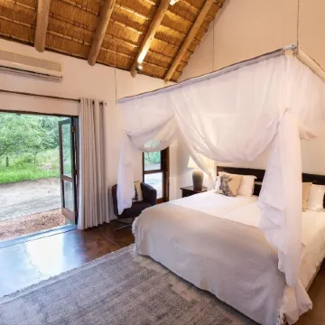 Kingly Bush Villa