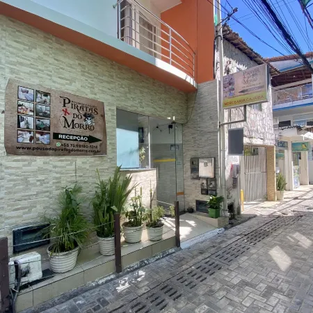 Piratas Do Morro Pousada & Hostel