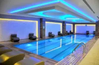 Ozpark Hotel - Pools
