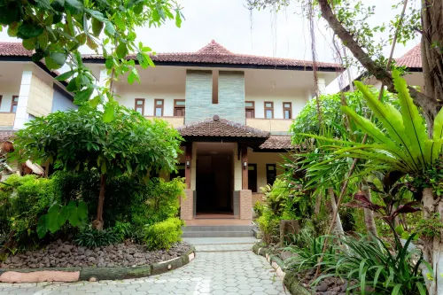 Mahkota Plengkung Hotel by ecommerceloka