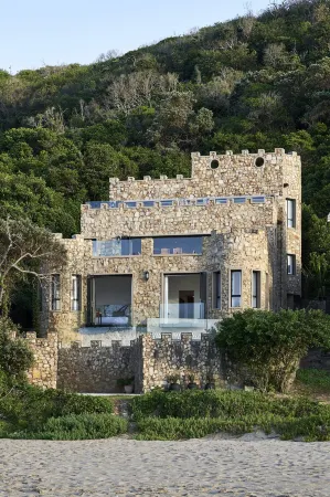 Buccara Noetzie - Craighross Castle