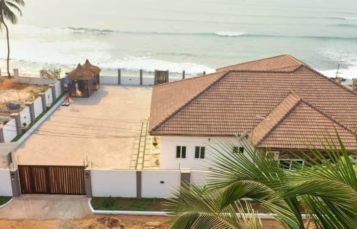 Empire Bay Beach Villa