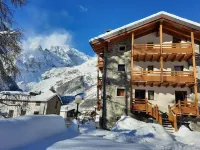 Hotel Aigle Hotels in Courmayeur