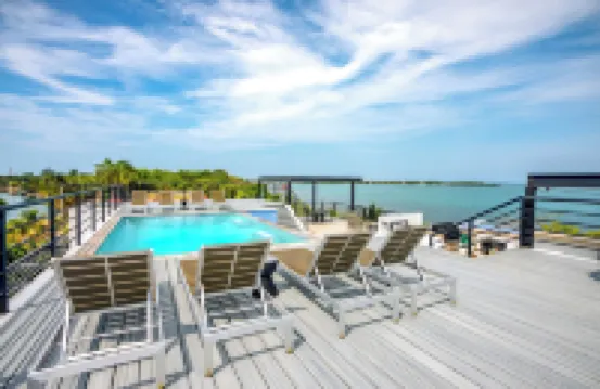 Sunset Gecko Condos - Unit 1A