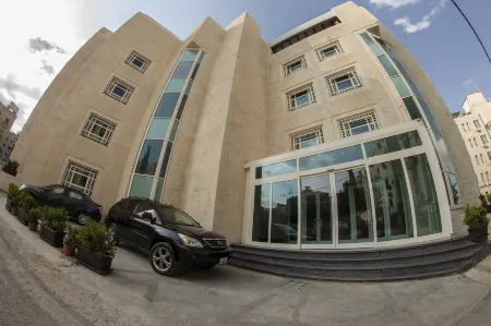 Holyland Hotel Amman Отели в г. Zayy Sub-District