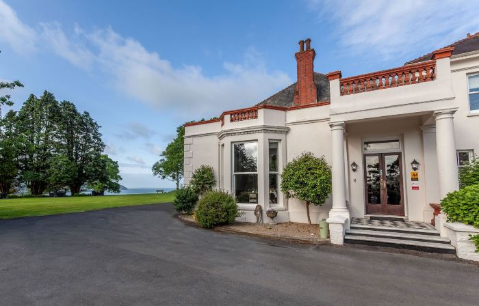 Mansion House Llansteffan