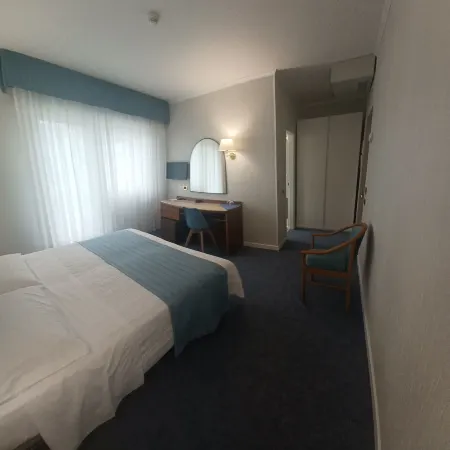 Hotel Excelsior Bay
