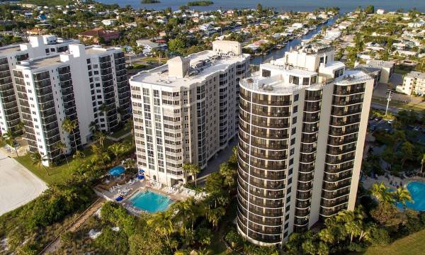 GullWing Beach Resort