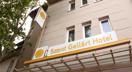 Szent Gellért Hotel Отели в г. Секешфехервар