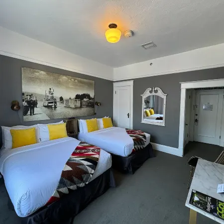 Hood River Hotel
