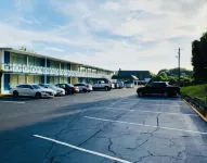 Econo Lodge Clemson - University Area - parkir