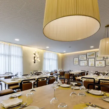 Hotel Cinquentenario & Conference Center