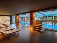 Montana Lodge & Spa, by R Collection Hotels Hotels near Arp