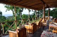 Mucumbli Hotel a Lobata