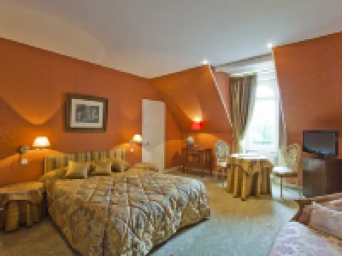 Château de la Verie Hotels in Challans