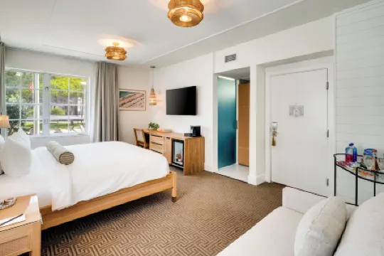 South Beach Hotel Отели рядом с достопримечательностью «Холокааст Мемориал Майами-Бич»