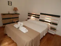 Twenty Seven Degrees Las Palmas - Bed and Breakfasts