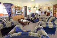 Greystone Guesthouse - parking