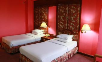 Diamond River Ping Petch-Ngam Hotel