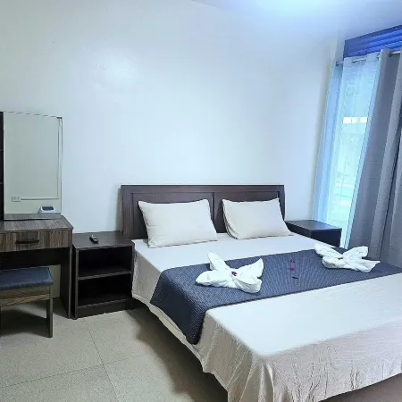 Mangotree Apartel & Resor