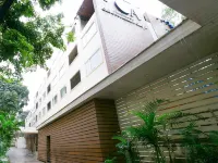 The Roa Hotel Hotels near Ghatkopar Railway Station