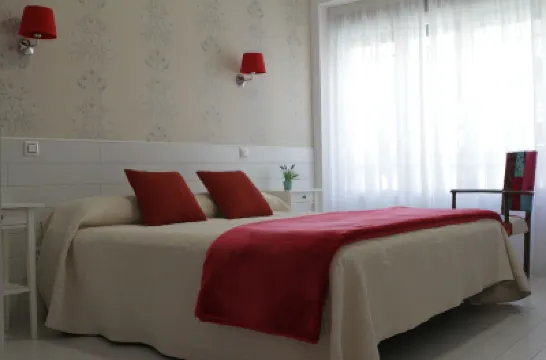 Hostal Madrid Star Hotels near Batan Metro Station