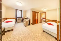 Hotel Zlatá hvězda Hotel di Trebon