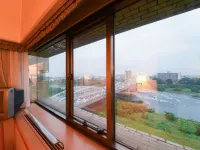Gunma Royal Hotel - Mountain view