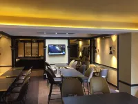 Best Western Select Hotel Hotels in Sevres