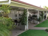 Emerald Explorers Inn