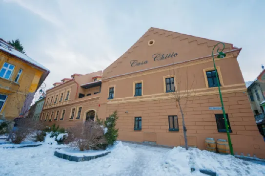 Hotel Boutique Casa Chitic -Hotel and Restaurant STR Johann Gott nr7