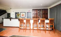 Protea Hotel Harrismith Montrose - bar