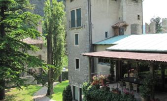 Castrum di Serravalle