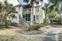 401 Yacht by AvantStay Marina View Pool Porch