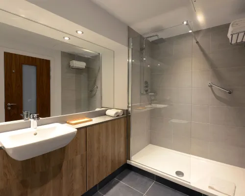 Park Regis Birmingham Rooms Photos