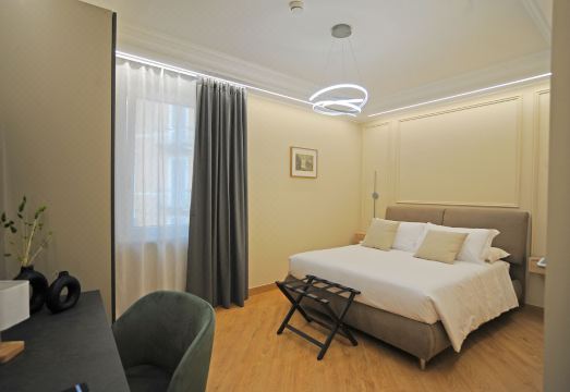 모마 아파트먼트 룸&스위트의 현대적인 객실 인테리어 이미지